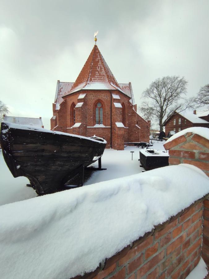 Domek W Parku Hel Exterior photo